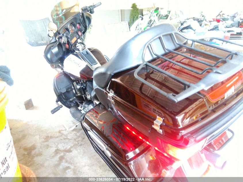 2011 HARLEY-DAVIDSON FLHTCU 1HD1FC412BB674700