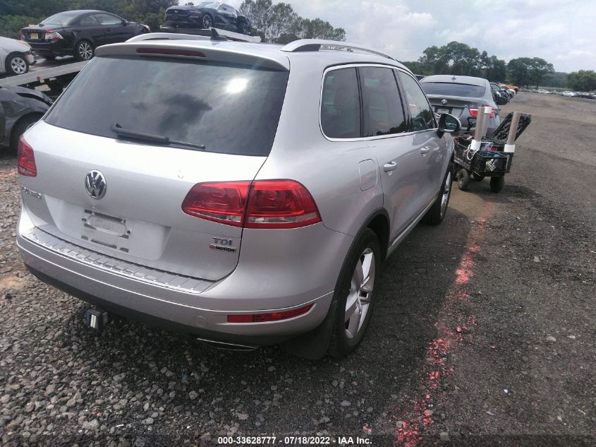 2013 VOLKSWAGEN TOUAREG LUX WVGEP9BP3DD000696