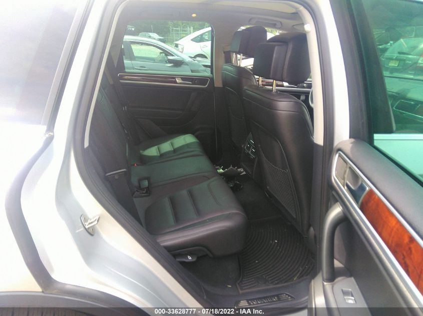2013 VOLKSWAGEN TOUAREG LUX WVGEP9BP3DD000696