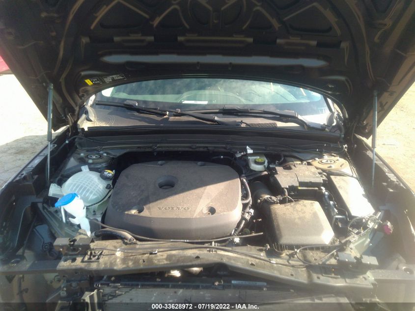 2022 VOLVO XC40 MOMENTUM YV4AC2HK6N2719968