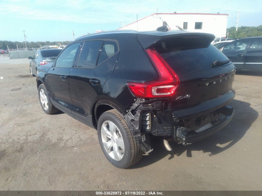 2022 VOLVO XC40 MOMENTUM YV4AC2HK6N2719968