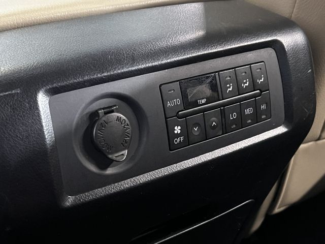 2015 TOYOTA SEQUOIA LIMITED 5TDKY5G18FS057971