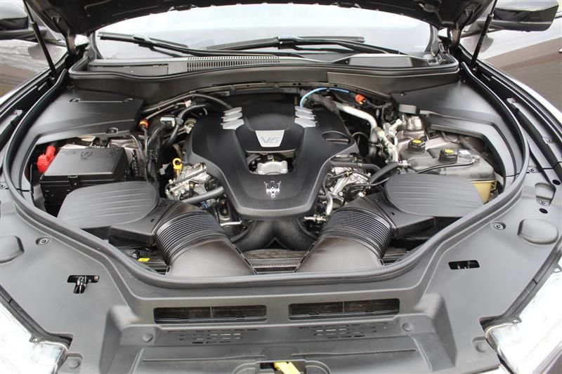 2021 MASERATI LEVANTE SPORT ZN661XUS1MX372728