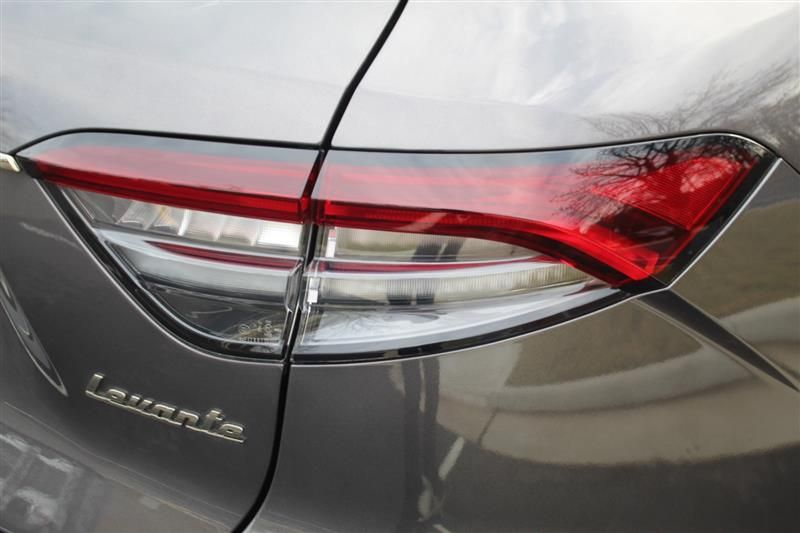 2021 MASERATI LEVANTE SPORT ZN661XUS1MX372728