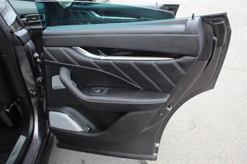2021 MASERATI LEVANTE SPORT ZN661XUS1MX372728