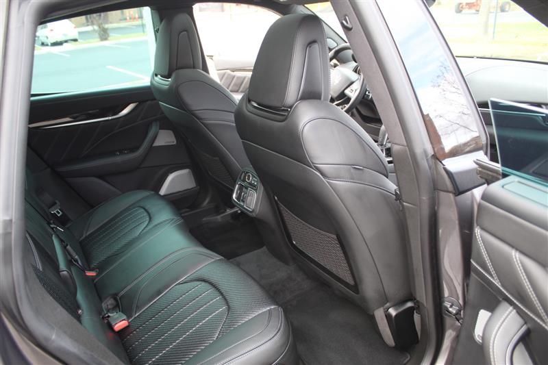 2021 MASERATI LEVANTE SPORT ZN661XUS1MX372728