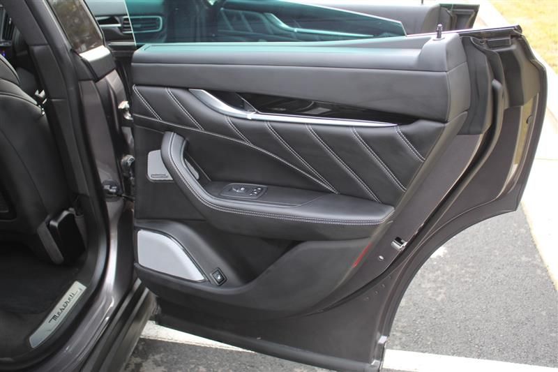 2021 MASERATI LEVANTE SPORT ZN661XUS1MX372728