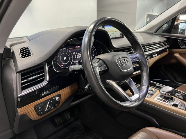 2017 AUDI Q7 PRESTIGE WA1VAAF70HD040493