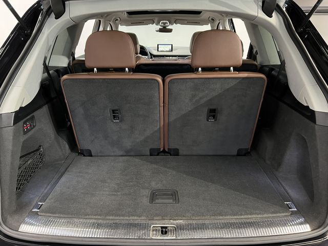 2017 AUDI Q7 PRESTIGE WA1VAAF70HD040493