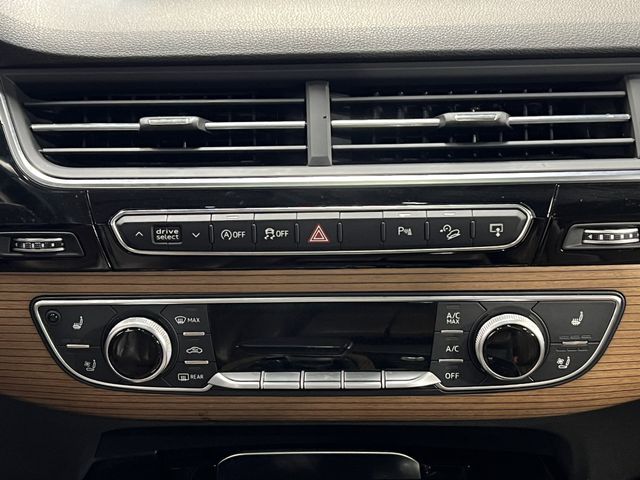 2017 AUDI Q7 PRESTIGE WA1VAAF70HD040493