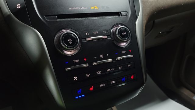 2017 LINCOLN MKC RESERVE 5LMCJ3D93HUL04974