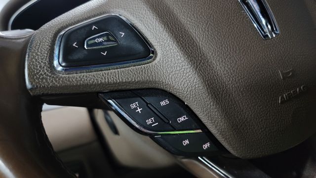 2017 LINCOLN MKC RESERVE 5LMCJ3D93HUL04974