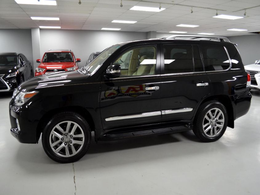 2014 LEXUS LX 570 JTJHY7AX4E4153817