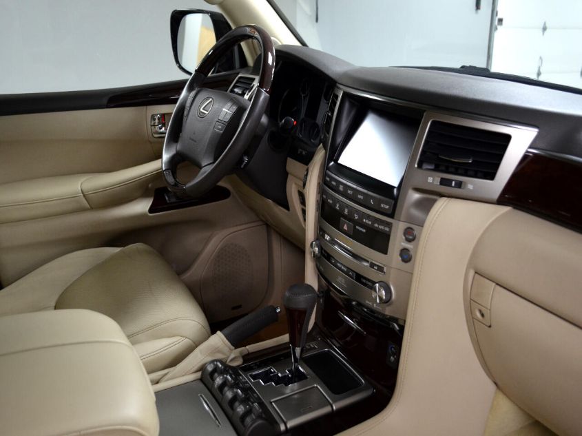 2014 LEXUS LX 570 JTJHY7AX4E4153817