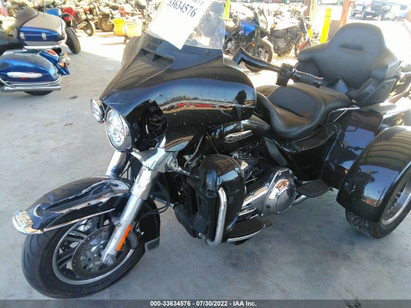 2016 HARLEY-DAVIDSON FLHTCUTG TRI GLIDE ULTRA 1HD1MAL18GB857280