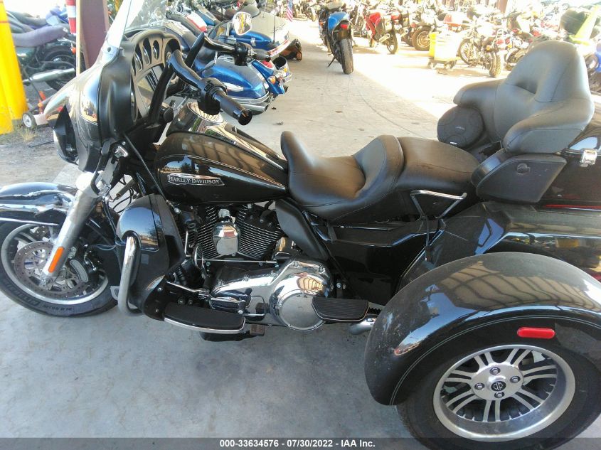 2016 HARLEY-DAVIDSON FLHTCUTG TRI GLIDE ULTRA 1HD1MAL18GB857280