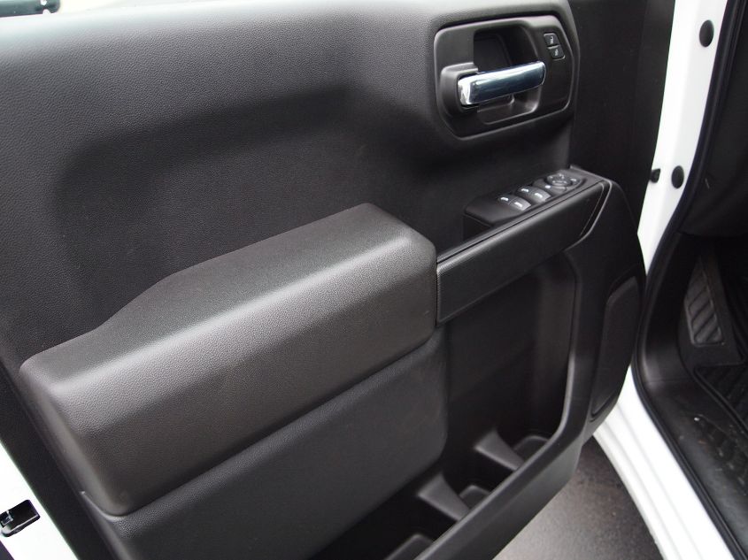 2022 CHEVROLET SILVERADO LTD K1500 CUSTOM 1GCPYBEK1NZ141806