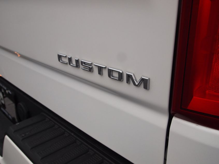 2022 CHEVROLET SILVERADO LTD K1500 CUSTOM 1GCPYBEK1NZ141806