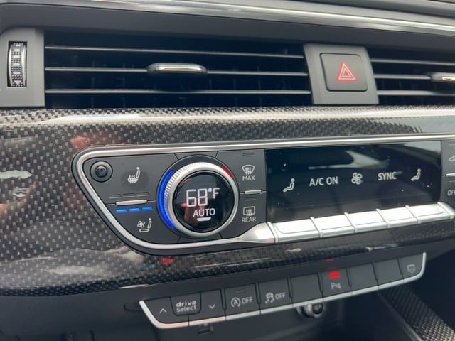 2018 AUDI S4 PRESTIGE WAUC4AF40JA132024