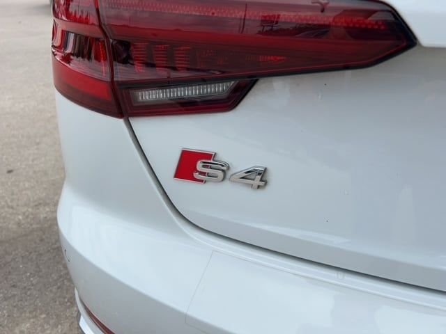 2018 AUDI S4 PRESTIGE WAUC4AF40JA132024
