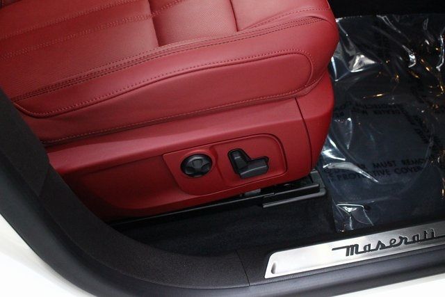 2019 MASERATI LEVANTE SPORT ZN661XUS4KX337369