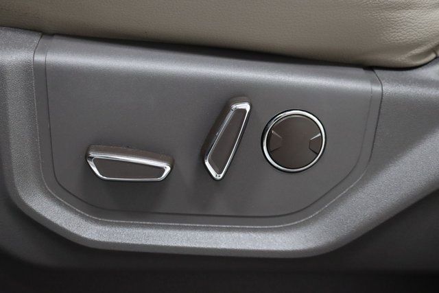 2019 FORD EXPEDITION XLT 1FMJU1HT0KEA89972
