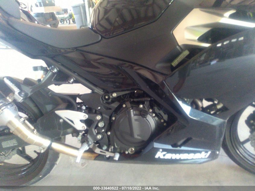 2018 KAWASAKI EX400 JKAEXKH19JDA13329