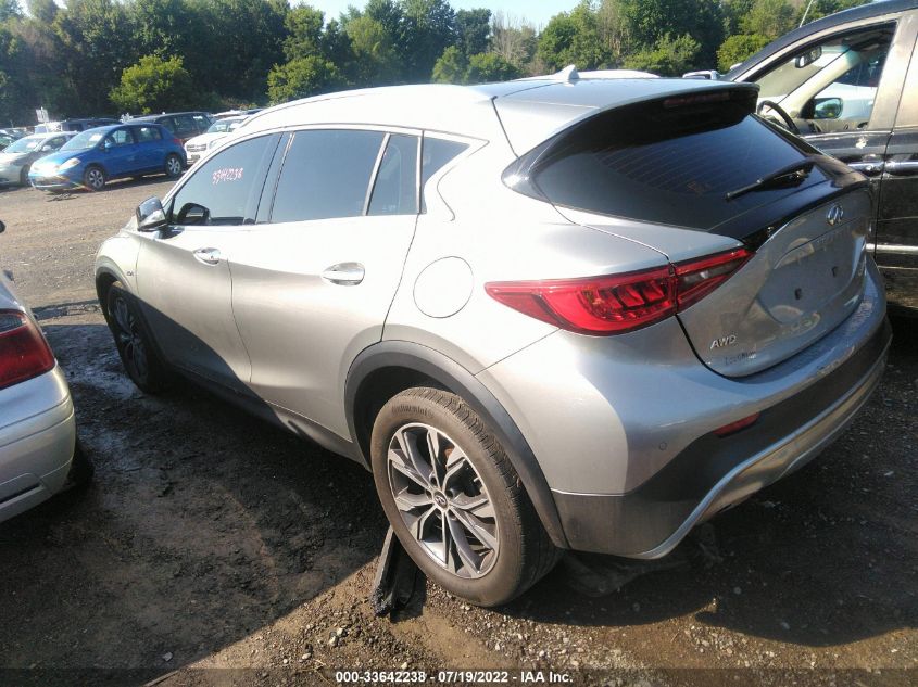 2017 INFINITI QX30 PREMIUM SJKCH5CR5HA025587