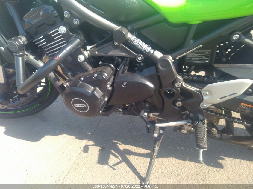 2019 KAWASAKI ZR900 JKAZR2E17KA004127