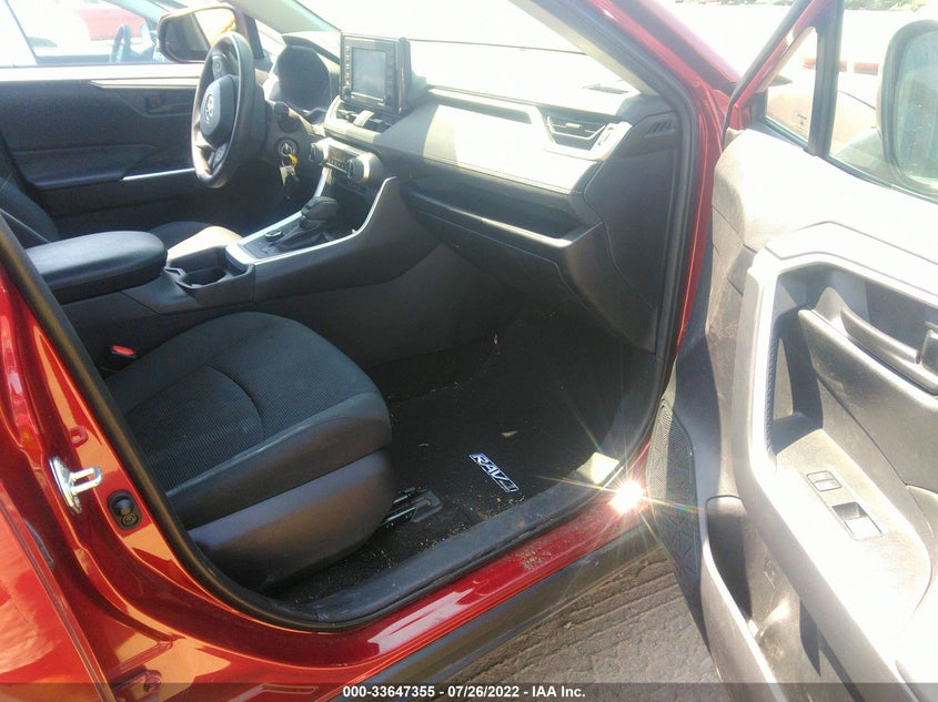VIN: 4T3M6RFV9MU024452 2021 TOYOTA RAV4 HYBRID LE