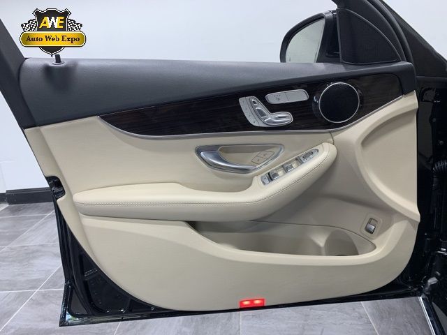 2019 MERCEDES-BENZ C 300 55SWF8DB2KU314027