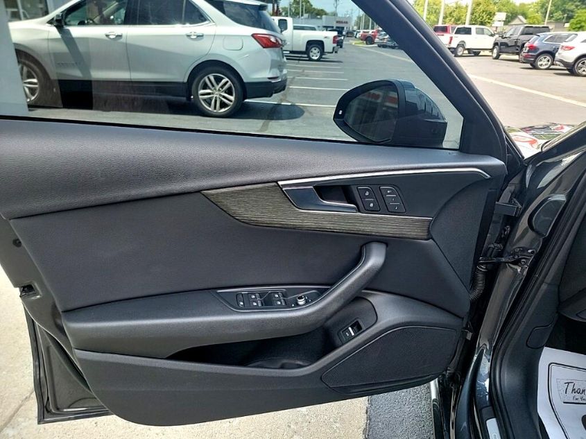 2018 AUDI A4 PREMIUM/TECH PREMIUM WAUKMAF4XJN019508