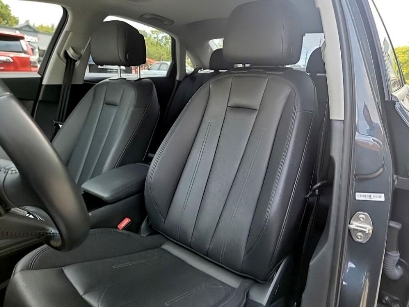 2018 AUDI A4 PREMIUM/TECH PREMIUM WAUKMAF4XJN019508