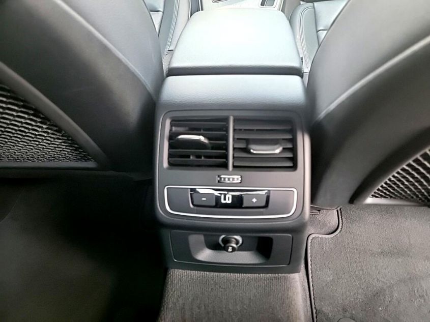 2018 AUDI A4 PREMIUM/TECH PREMIUM WAUKMAF4XJN019508