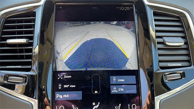 2016 VOLVO XC90 T6 MOMENTUM YV4A22PK0G1046415
