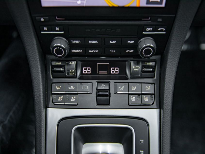 2018 PORSCHE 911 CARRERA WP0AB2A90JS123195