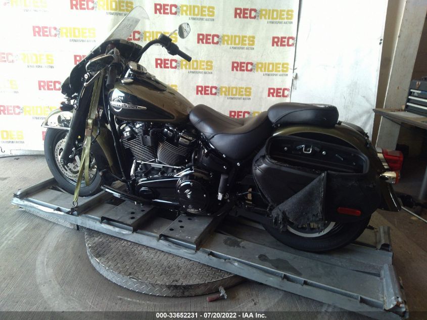 2018 HARLEY-DAVIDSON FLHC HERITAGE CLASSIC 1HD1YAJ12JC068521