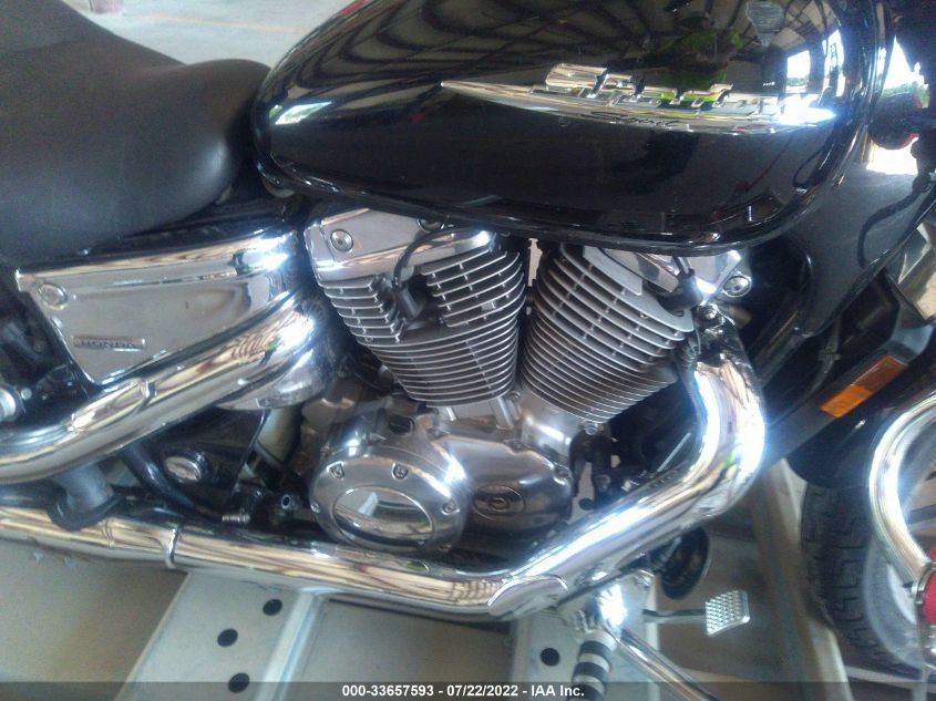 2004 HONDA VT1100 C 1HFSC18014A802072