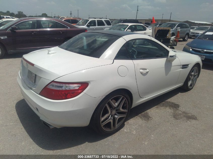 2013 MERCEDES-BENZ SLK-CLASS SLK 250 WDDPK4HA8DF051879