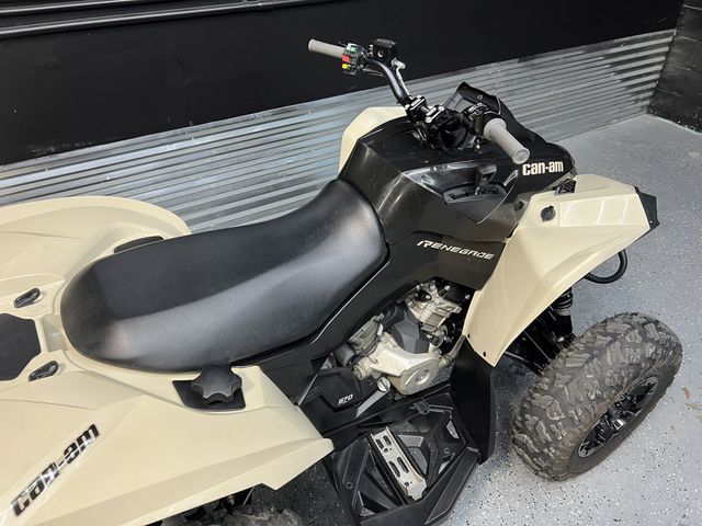2021 CAN-AM RENEGADE 570 3JBMGAV44MJ000234