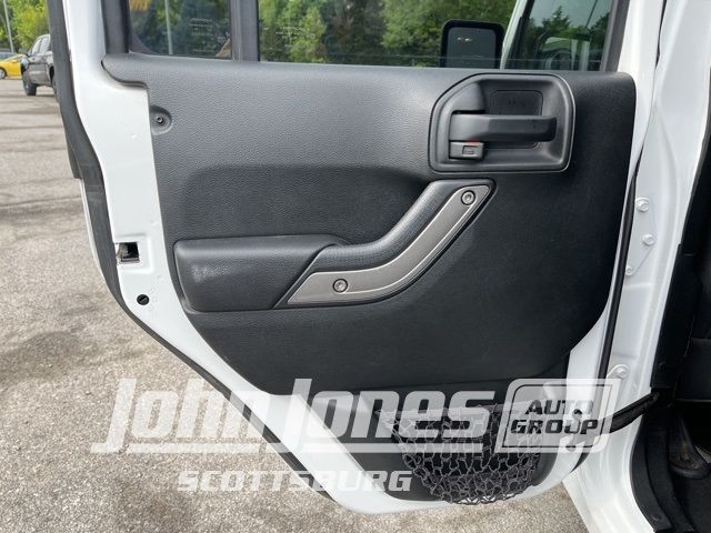 2018 JEEP WRANGLER JK UNLIMITED SPORT S 1C4HJWDG4JL923527