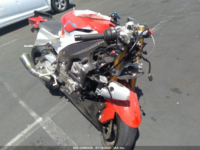 2016 BMW S 1000 RR WB10D2102GZ353566