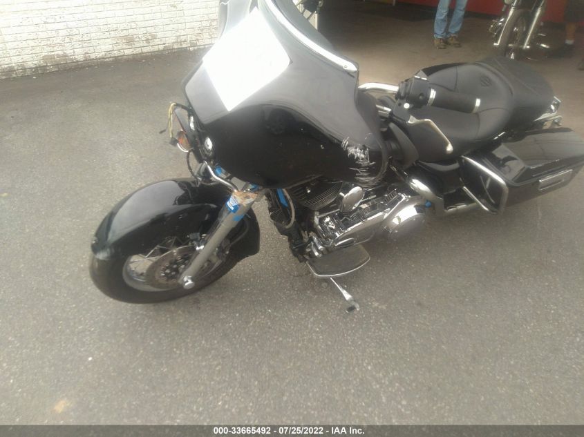 2007 HARLEY-DAVIDSON FLHTCUI 1HD1FC4337Y668877