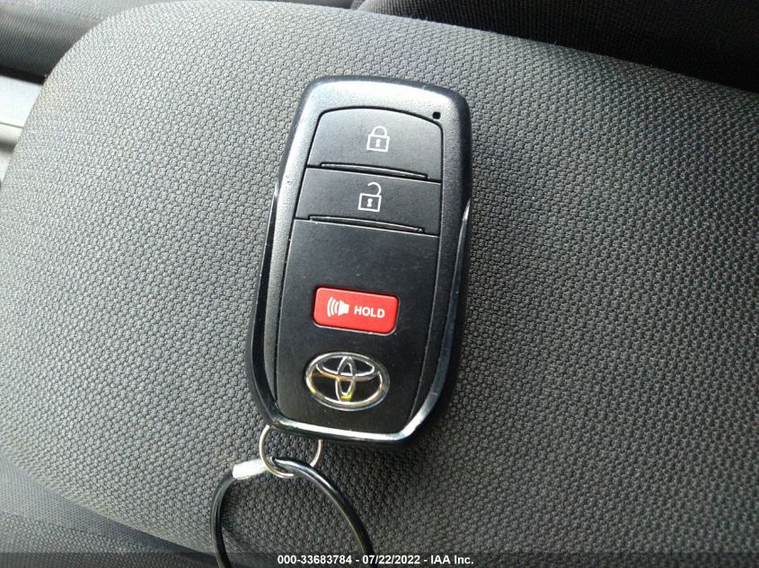 2022 TOYOTA COROLLA CROSS LE 7MUCAAAG7NV007131