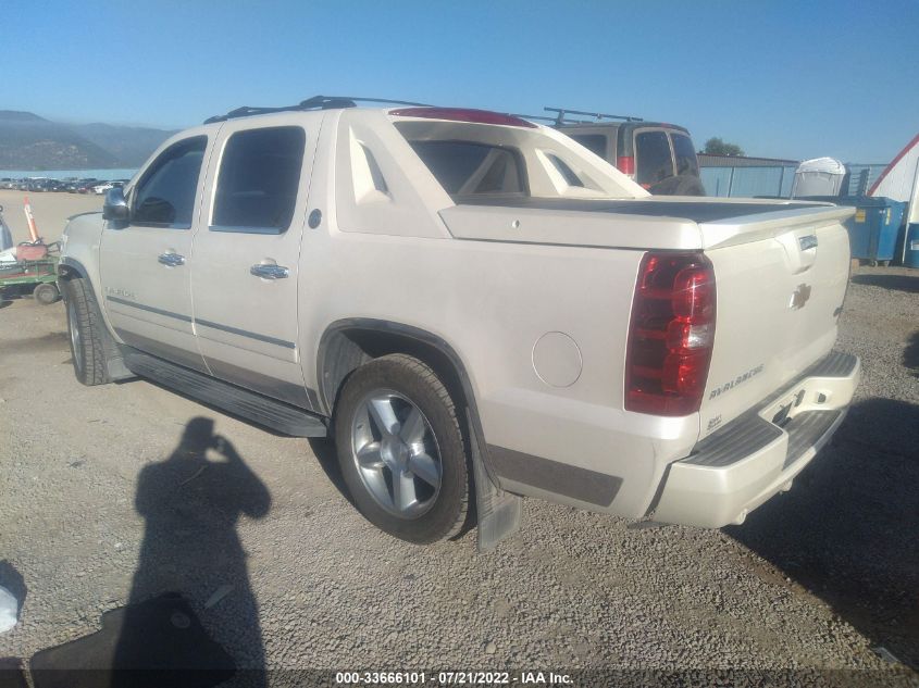 2013 CHEVROLET AVALANCHE LTZ 3GNTKGE7XDG100945
