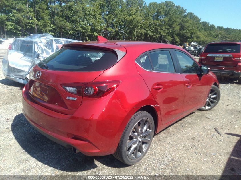 2018 MAZDA MAZDA3 5-DOOR GRAND TOURING 3MZBN1M36JM217312