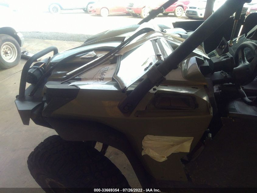 2020 CAN-AM COMMANDER DPS 1000R 3JBKGAX27LJ000066