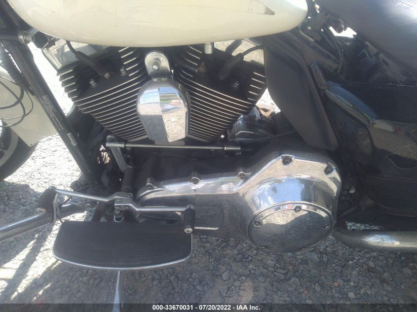 2011 HARLEY-DAVIDSON FLHTP 1HD1FMM11BB609570