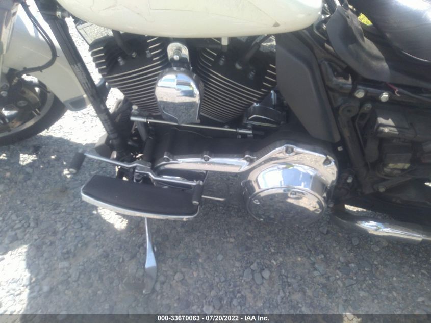 2014 HARLEY-DAVIDSON FLHTP POLICE ELECTRA GLIDE 1HD1FMM19EB656575