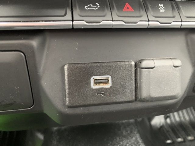 2019 CHEVROLET SILVERADO K1500 3GCNYAEF5KG220332